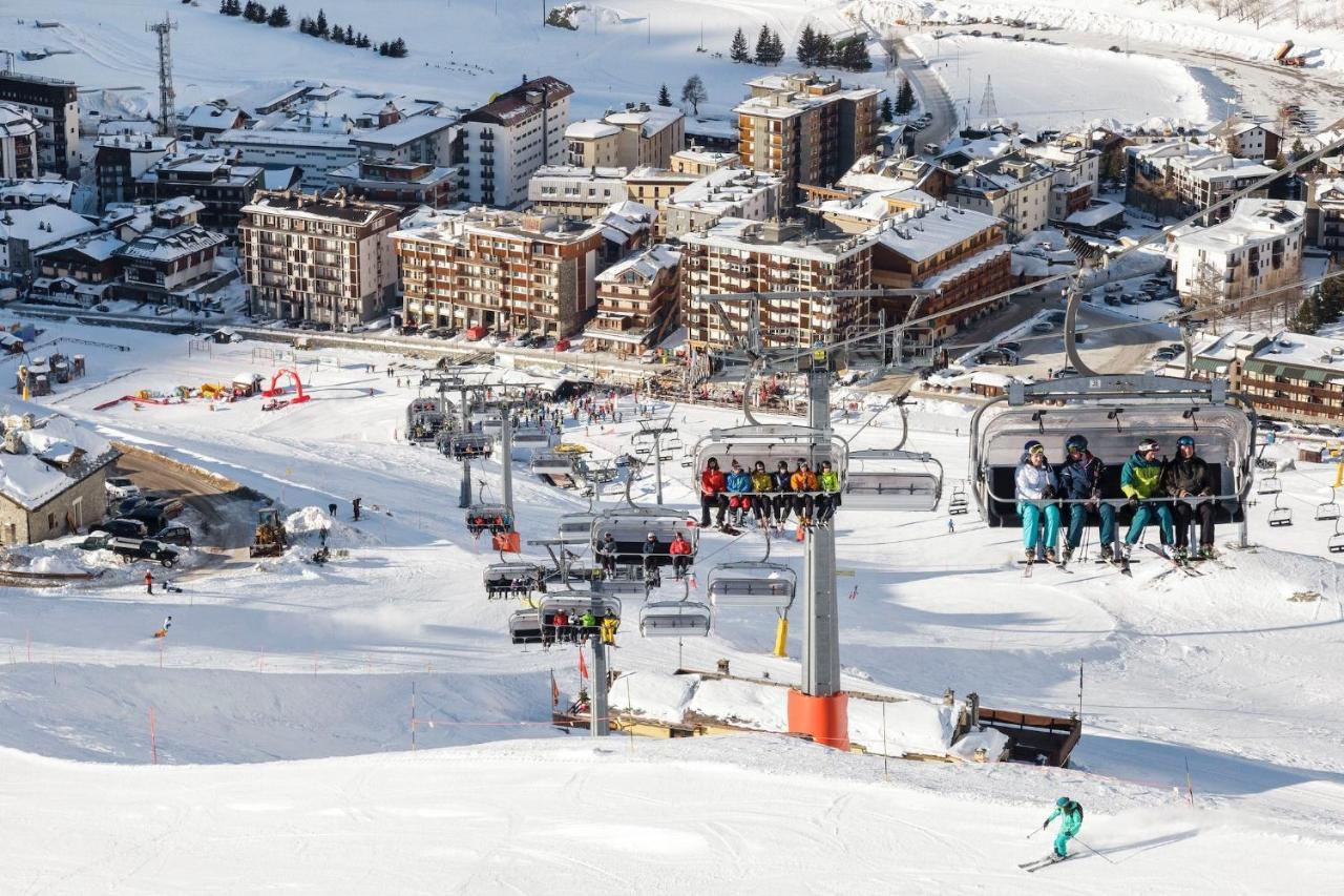 Hellochalet - Chalet Northern Lights - Family Ski Chalet With Garden Walking Distance Lift Valtournenche Exteriör bild