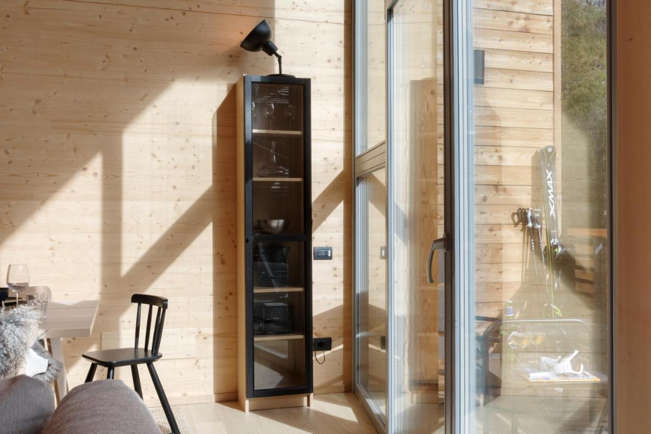 Hellochalet - Chalet Northern Lights - Family Ski Chalet With Garden Walking Distance Lift Valtournenche Exteriör bild